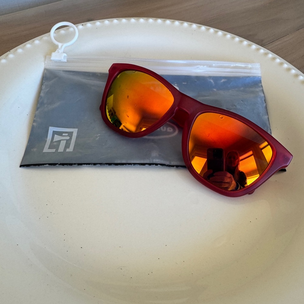 New- unisex- Tomahawk Shades